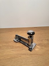 El Casco M15 Tischhefter