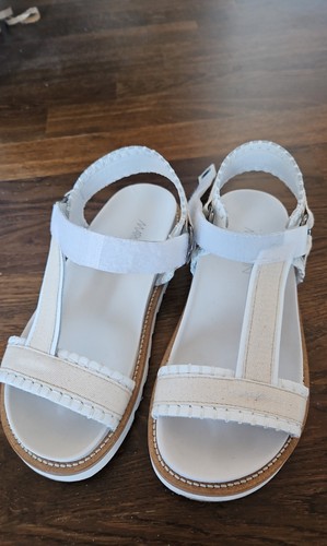 Weiße sportsandalen marc cain - weiße,