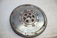 Zweimassenlenkrad 03L105264T Skoda Fabia II 5J 1.6 TDi Bj.10