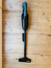 Makita Akku-Staubsauger DCL182Z – 18V Li-Ion – ohne Akku und Ladegerät