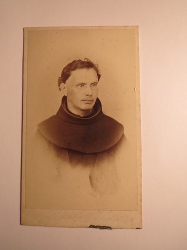 Mönch mit brille kutte - brille,
