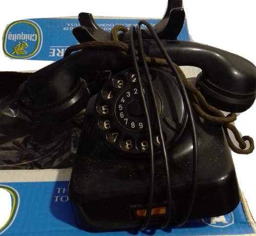 Antikes wählscheibentelefon - antikes,