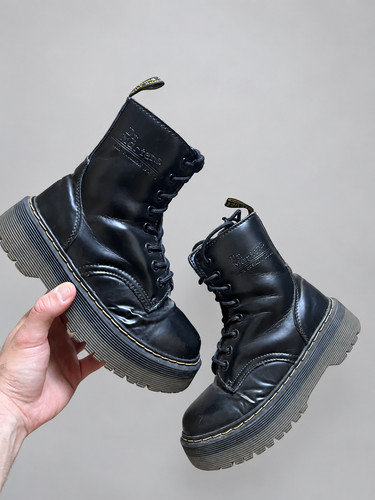 Martens plateau boots - dr.,