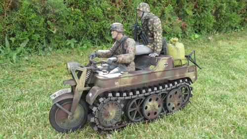 Kettenkrad mit fahrer - mit,