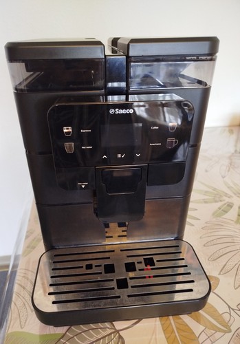 Saeco new royal - saeco,