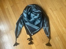 Opus quadratischer Schal Tuch Halstuch Grün Schwarz vier Quasten ca. 118x118cm