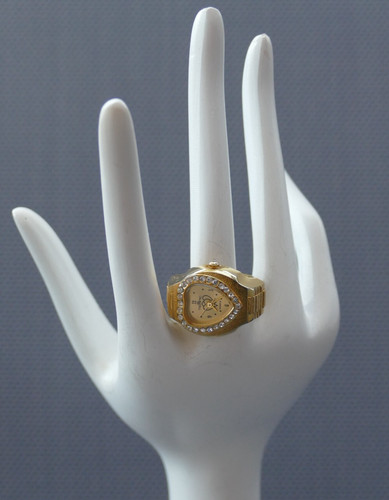 Edle fingeruhr von - edle, tempic