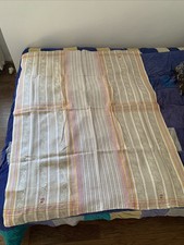 Traumaufte Tischdecke aus altem Leinen mit alten Monogrammen um 1900