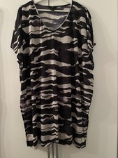 Tshirt / H&M / Schwarz / Grau