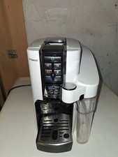 Kapselmaschine mit Milchtank