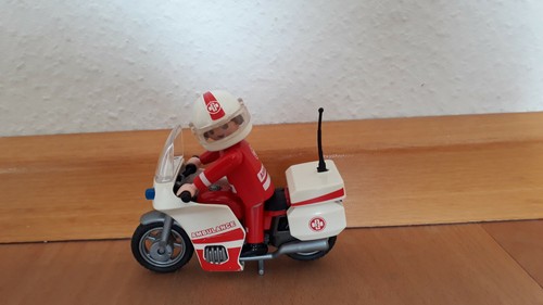 Playmobil 4224 ambulance - 4224,