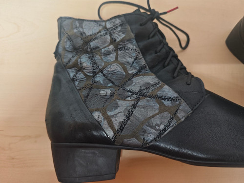 Think elegant ankle - think!, boots