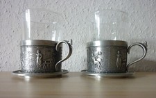 2 Teegläser mit Zinn-Halter