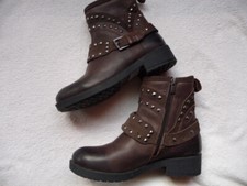 Stiefeletten:Jolana u. Felena