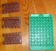 Patronenhalterungen RCBS Loading Block 80 Stück + 3 x 5 Patronenhalterungen