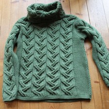 ARAN Woll Pullover Grün Gr.M+L+XL; Original Irische Wolle; Naturmode; Neu