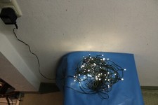 Lichterkette mit 100 LED funktioniert einwandfrei war nur einige Wochen gehangen