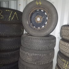 Winterräder auf Stahlfelgen Volvo V50     -195/65R15-   Kumho      AP44