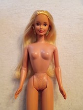 1995 Shopping Chic Barbie Doll