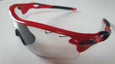 Oakley Radarlock path rot Sportbrille 2 Gläser clear black iridium photochromic 