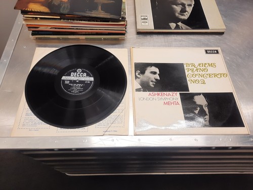 Near mint brahms - mint,