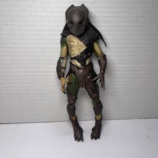 Neca Predator-8" Falconer