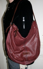 LIEBEBESKIND Berlin Chatsworth city line Tasche  Ziegenleder Schultertasche