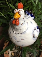 Keramik Huhn Gartenkugel
