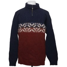 East West, Strickpullover