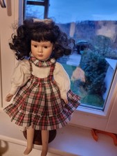 Porzellan-Sammlerpuppe