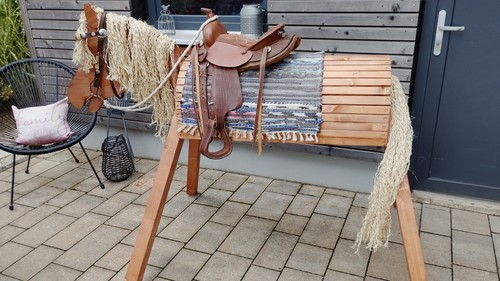 Holzpferd neu mit beweglichen - neu,