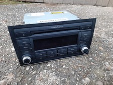 Audi A4 B7 8E Bj07  Radio Chorus / CD  Doppeldin   8E0 035 152 Q