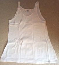 16 Unterhemden HERREN, Gr. 10 Baumwolle