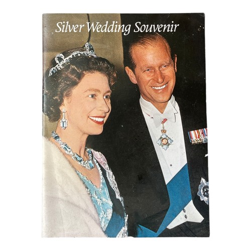 Seltenes souvenirbuch queen - souvenirbuch,