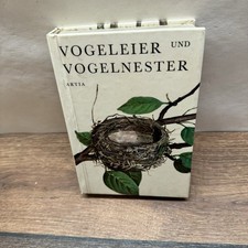 Vogeleier und Vogelnester