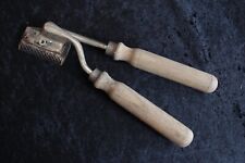 antik Schafschere Schweiz ROC mit Holzgriffe etwas verrostet aber Funktionsfähig