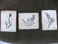 3 selbst hergestellte Wandbilder aus Ton, Gräsermotiv ca 11,5 x 9 cm