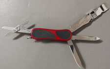 Wenger Delemont Schweizer