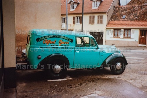 Lkw foto renault juvaquatre - lkw,