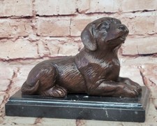 Detaillierte Bronze Labrador