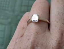 Rind in 585 14K Gelbgold mit elegantem weißen Saphir, Gr. 54, Verlobung