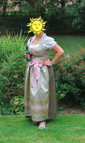 Hochwertiges langes dirndl - hochwertiges,