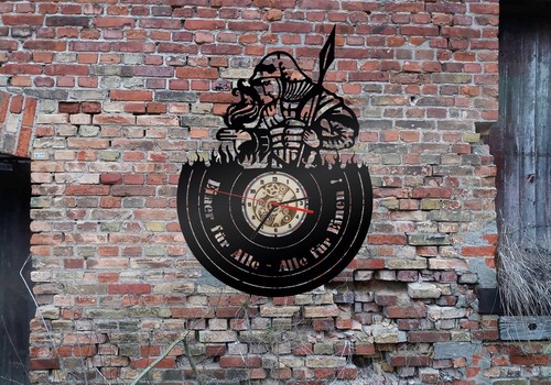 Uhr wanduhr heiliger florian - wanduhr,
