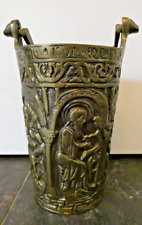 21557/ Weihwasser Eimer  Messing patiniert Reliefdekor figürlich