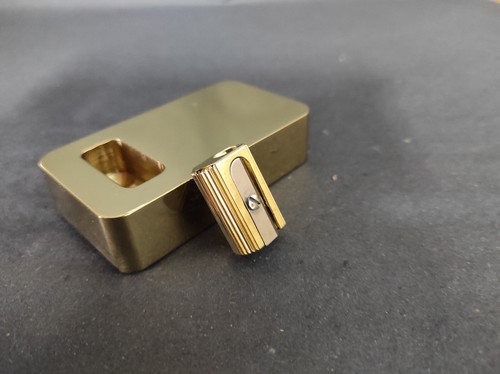 Briefbeschwerer mit spitzer - briefbeschwerer,