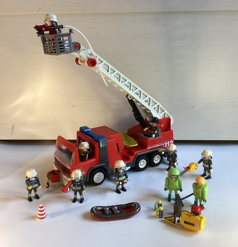 PLAYMOBIL