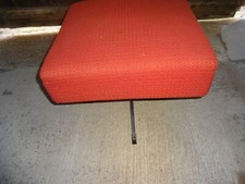 Retro DDR Drehstuhl, Drehhocker Deko rot  60/70er DDR