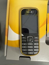 Nokia  3720 Classic - Yellow