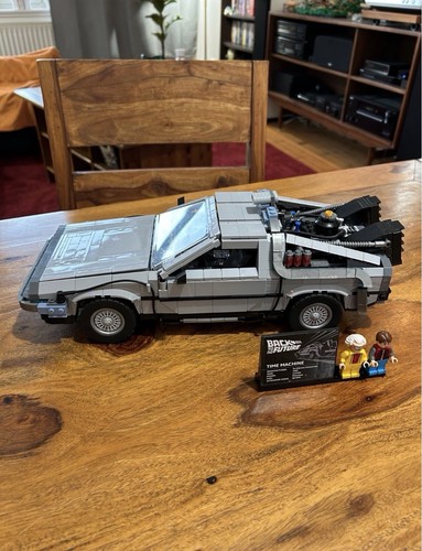 Back the future delorean - the,