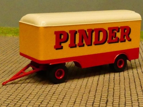 Brekina pinder circus - 1/87,